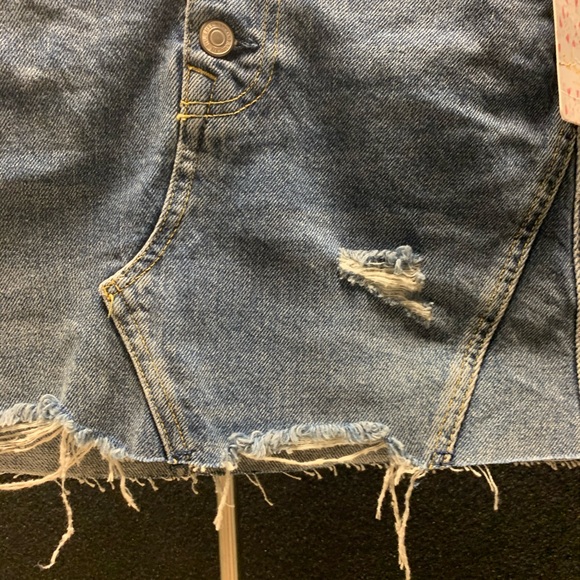 FREE PEOPLE
Destroyed Button Denim Skirt In Harvey - Picture 11 of 15